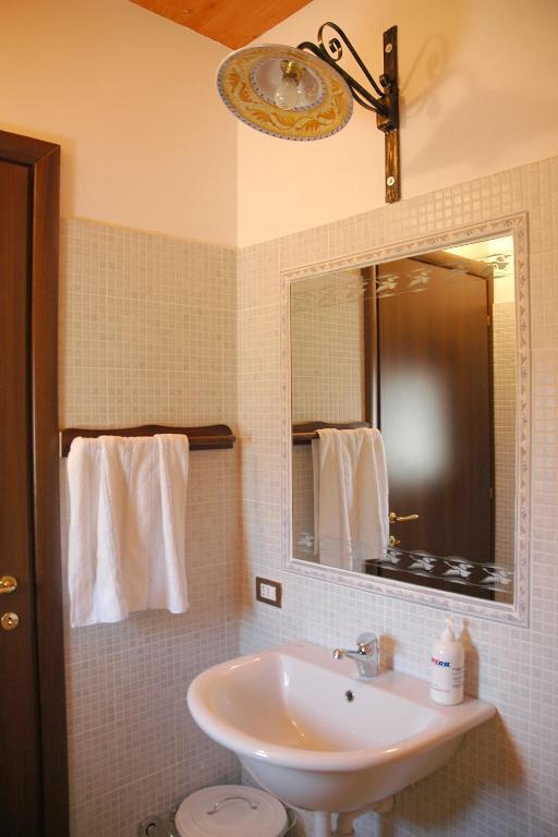 Agriturismo Cascina Madonnina Pregnana Milanese Room photo